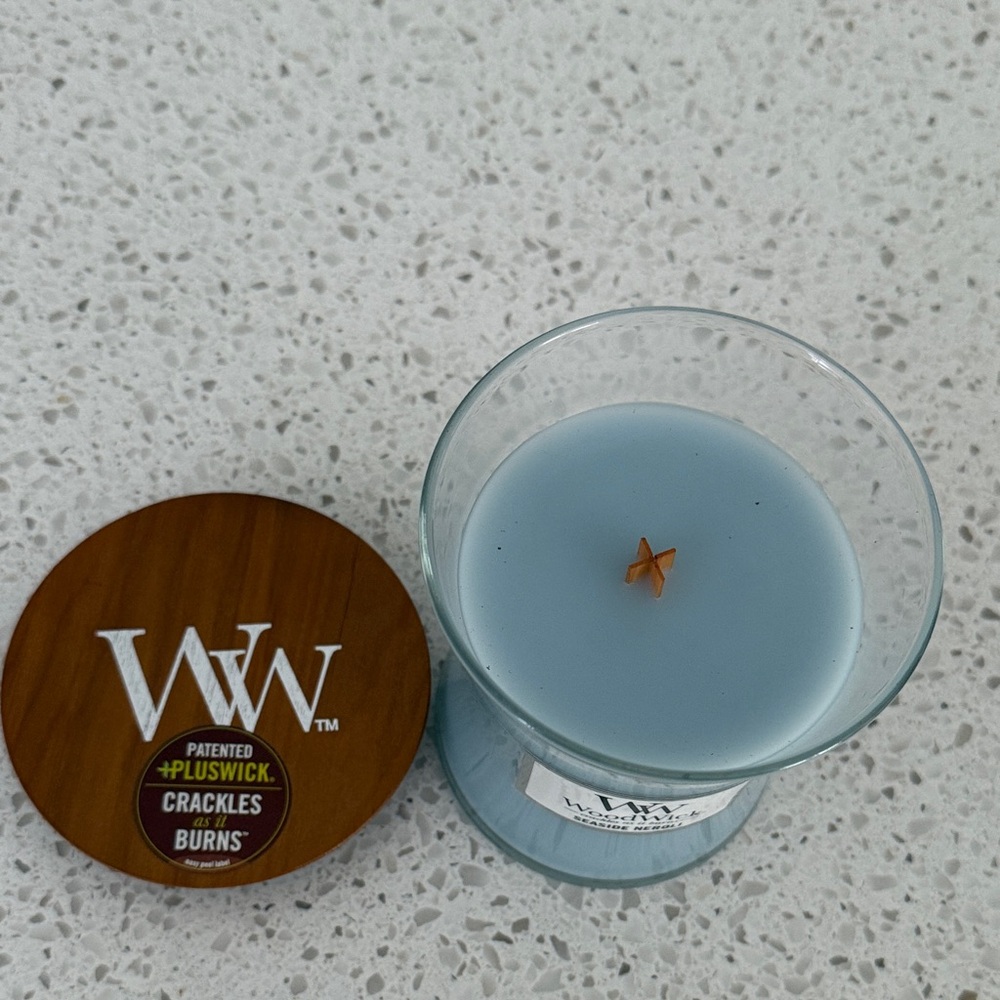 WoodWick Seaside Neroli Candle - Picture 3 of 4
